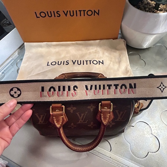Louis Vuitton Mini Speedy 20 FULL INCLUSION EUC - Picture 11 of 16